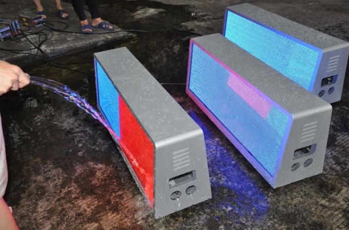 На открытом воздухе автомобиль привел дисплей приведенный СИД Muen дисплея/дисплея такси на открытом воздухе арендный 1