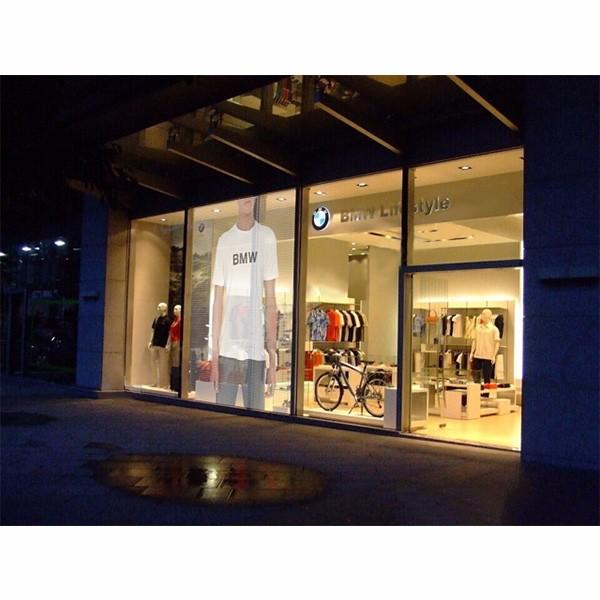 P10 подгоняло на открытом воздухе прозрачный экран дисплея приведенный 12